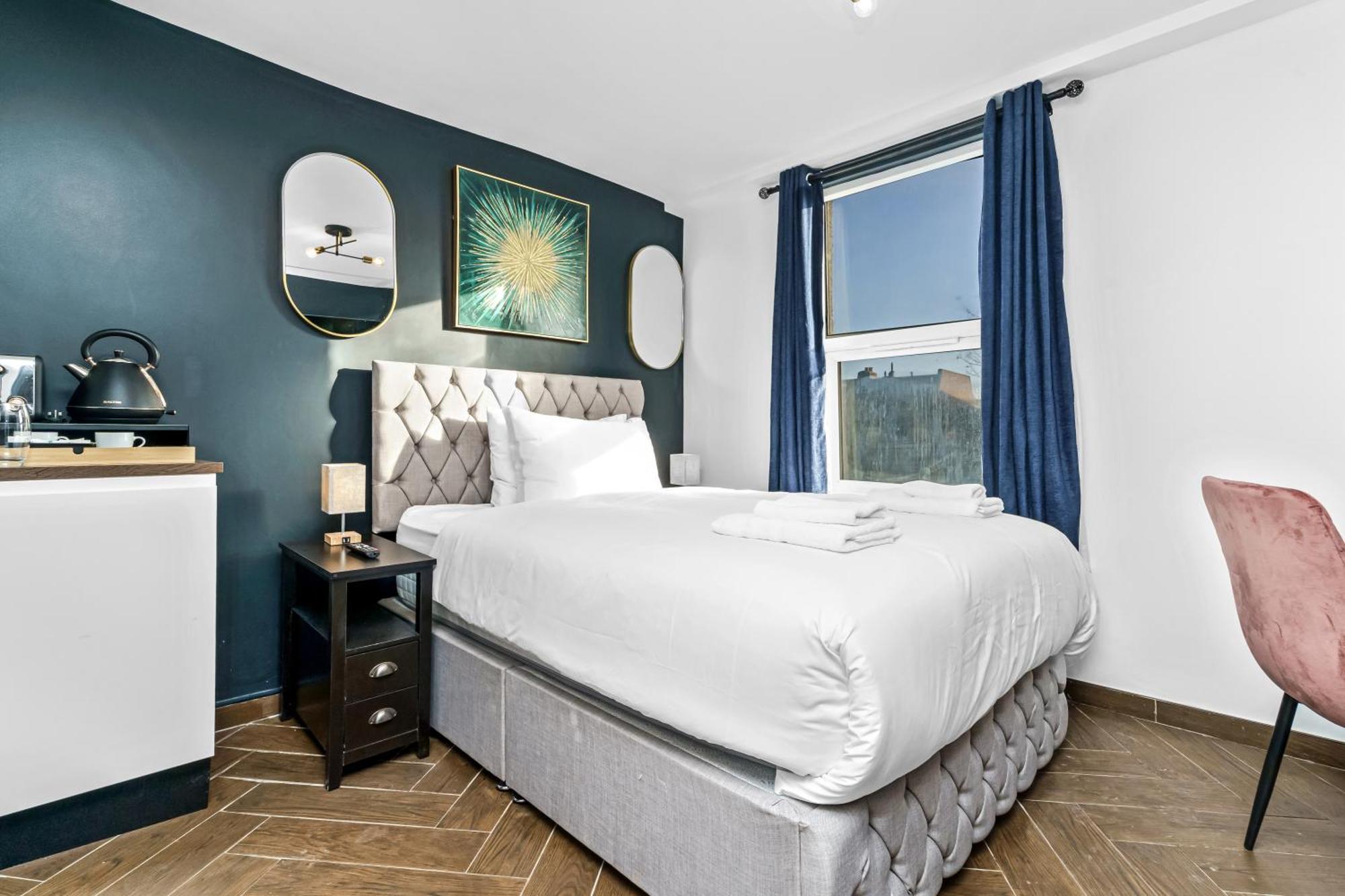 Aparthotel G Eighty Four Londra Esterno foto